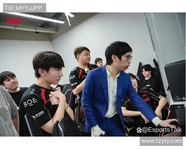 赛后分析:BLG与JDG对决中个人能力的深度剖析与比较